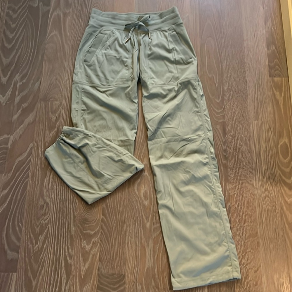 Lulu Lemon dance studio mid rise jogger pant full length.